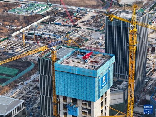 南京 空中造樓機(jī)賦能智慧建造，開啟綠色施工新篇章